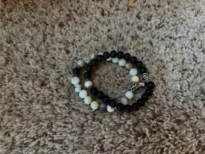 NWoT beaded bracelet black and white